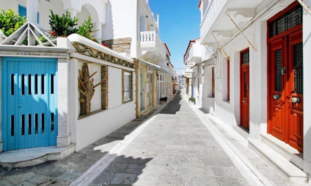 Stylish, Cozy 2-Bdr Flat In Andros Town By Explore Andros Экстерьер фото