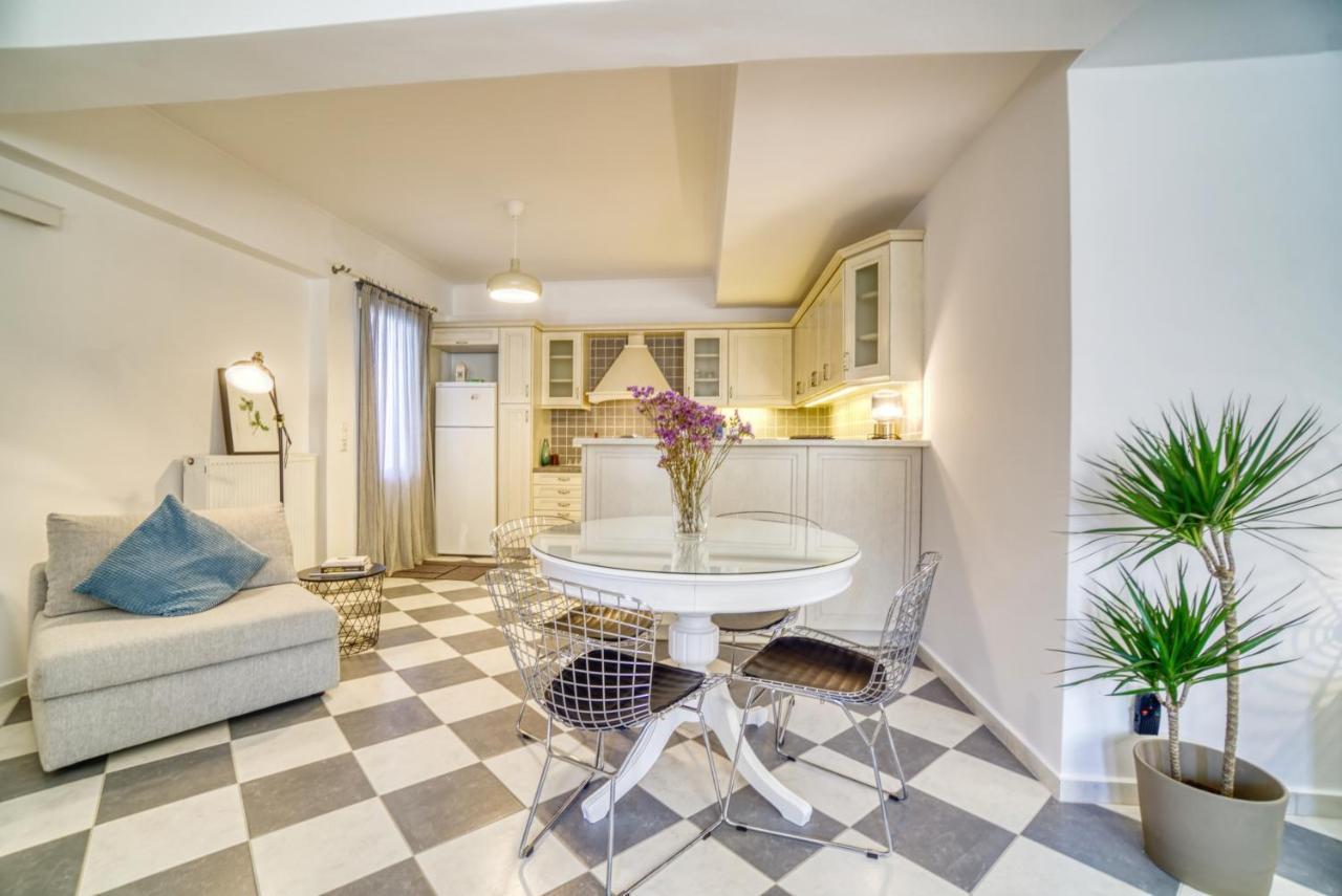 Stylish, Cozy 2-Bdr Flat In Andros Town By Explore Andros Экстерьер фото